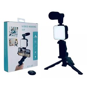 Kit Para Streaming Vlogs Tripode Luz Micrófon Palo Selfies Color Negro